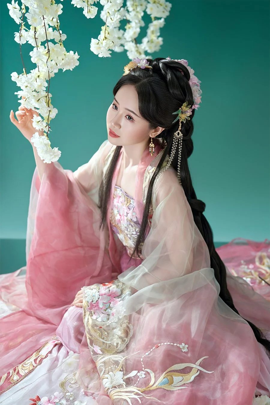 Dressed up Dreams Photo Studio portfolio 5