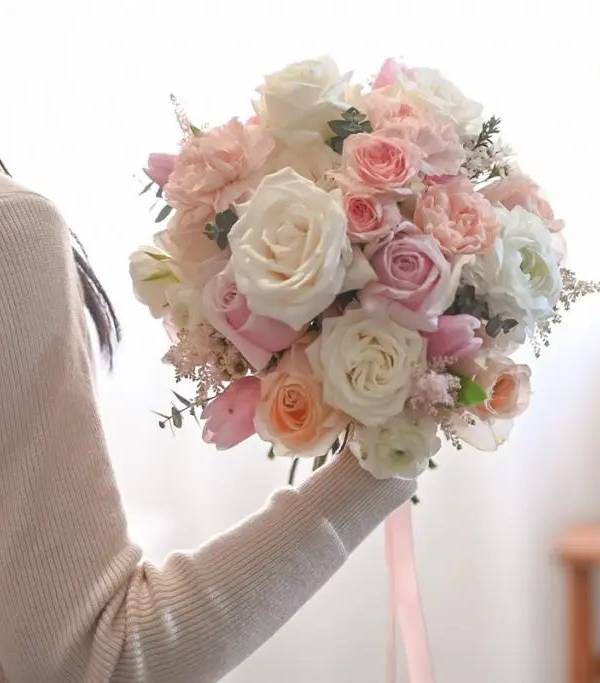 5 Stones Florist portfolio 7