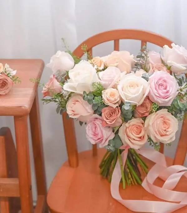 5 Stones Florist portfolio 8