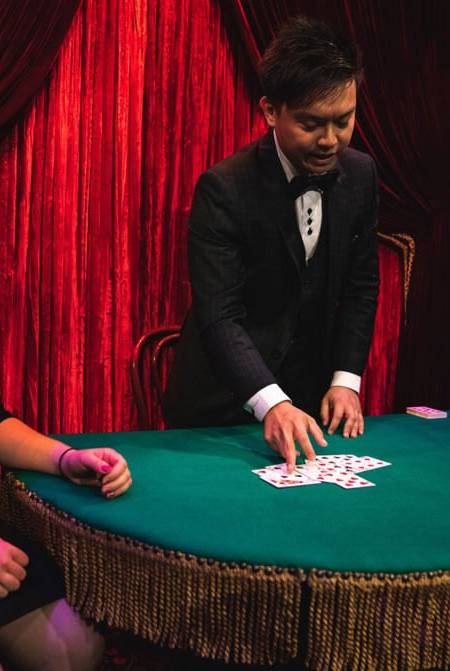 Magician Ming Da