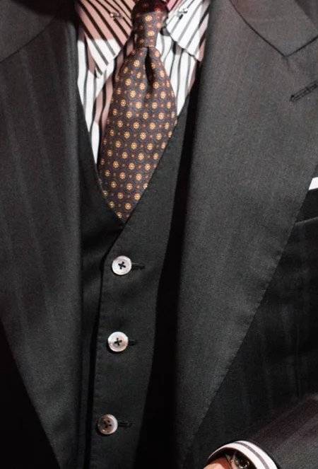 Common Suits